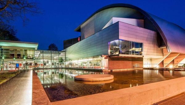 Orpheus theater upgrades public address and voice evacuation system to IP-based Bosch Praesensa